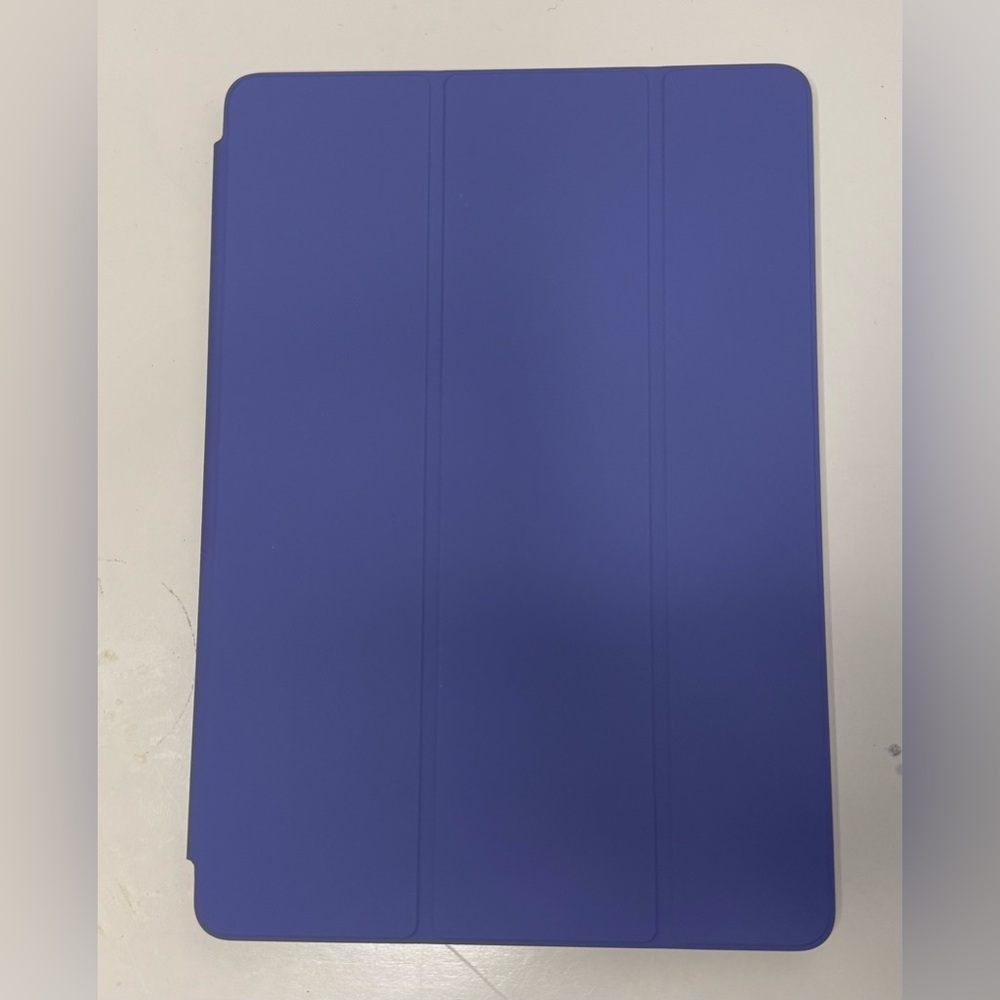 Apple Purple iPad Cover with Tri-Fold Design (5th Generation) - Picture 4 of 7
